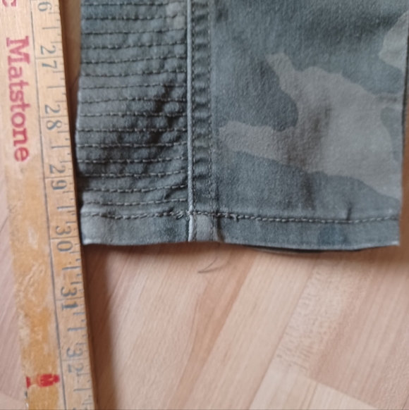 Recruit Jeans Women’s Moto Camo Pants Size 6 Green Gray Slim Fit Combat Cargo - Picture 9 of 12